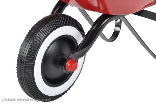 Voorzien van een kunststof wiel