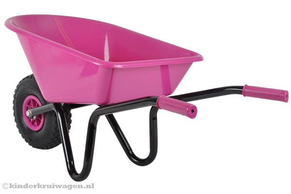 Afmetingen van de kruiwagen: 95x44x44.