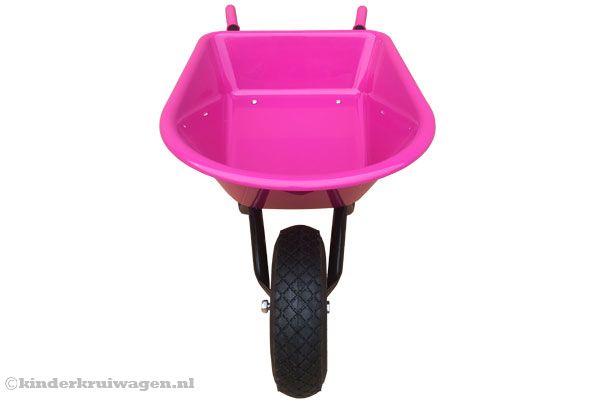 Grote kunststof bak met veel ruimte.